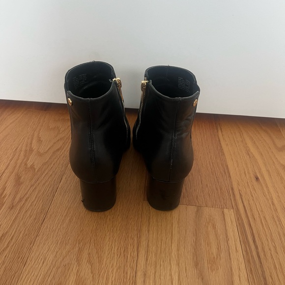 Calvin Klein black leather ankle bootie size 6.5 - Picture 7 of 9